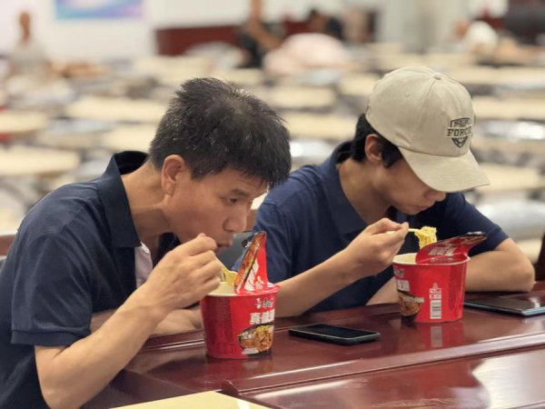 风大雨急！他们筑牢上海社区安全防地